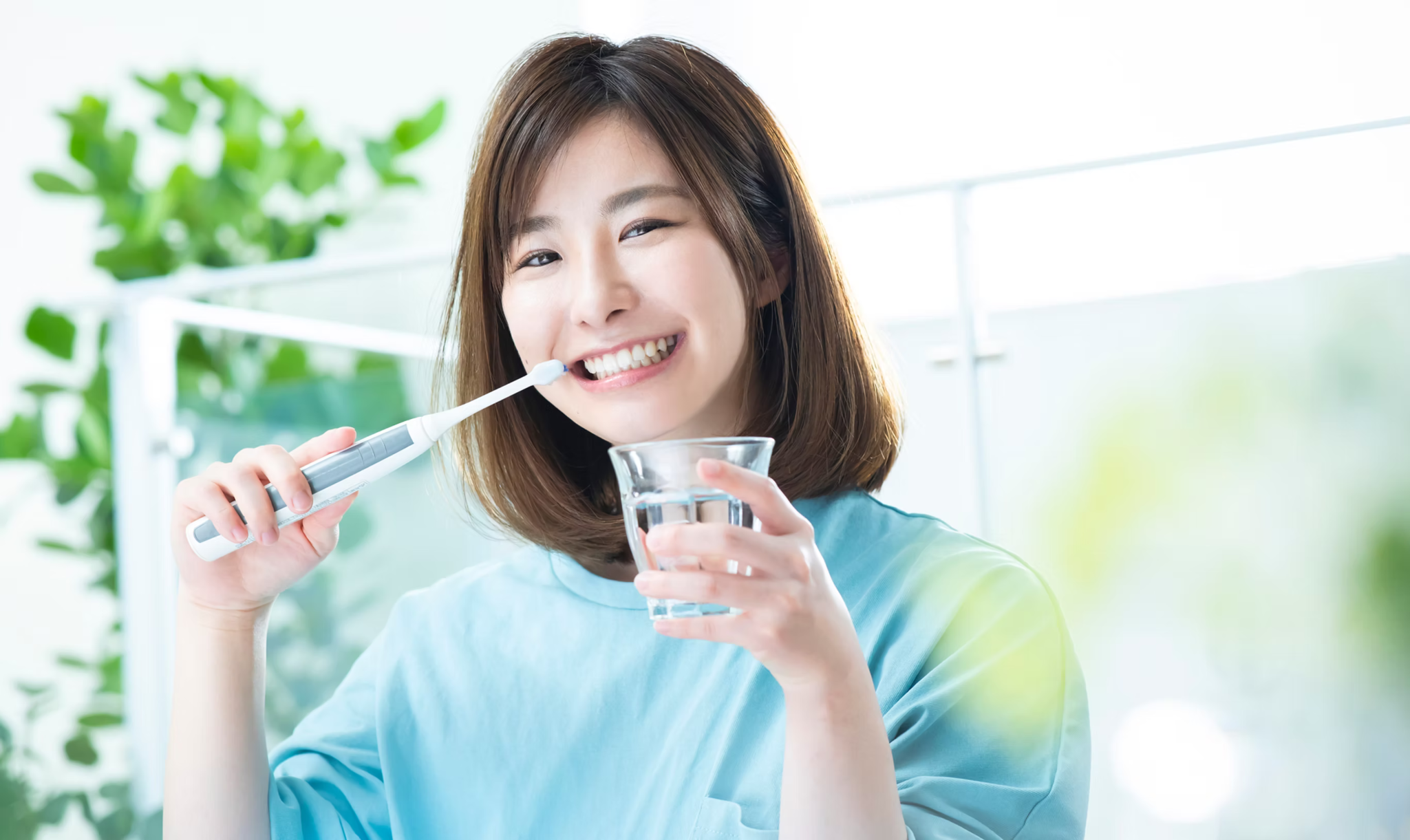 ①医院イメージ写真 ②待合室 ③診療室