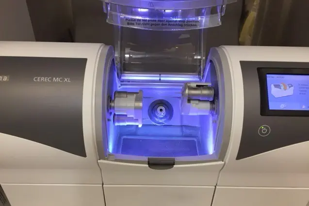 【美薗中央公園駅徒歩5分】歯周病専門医が在籍するきぶね歯科医院