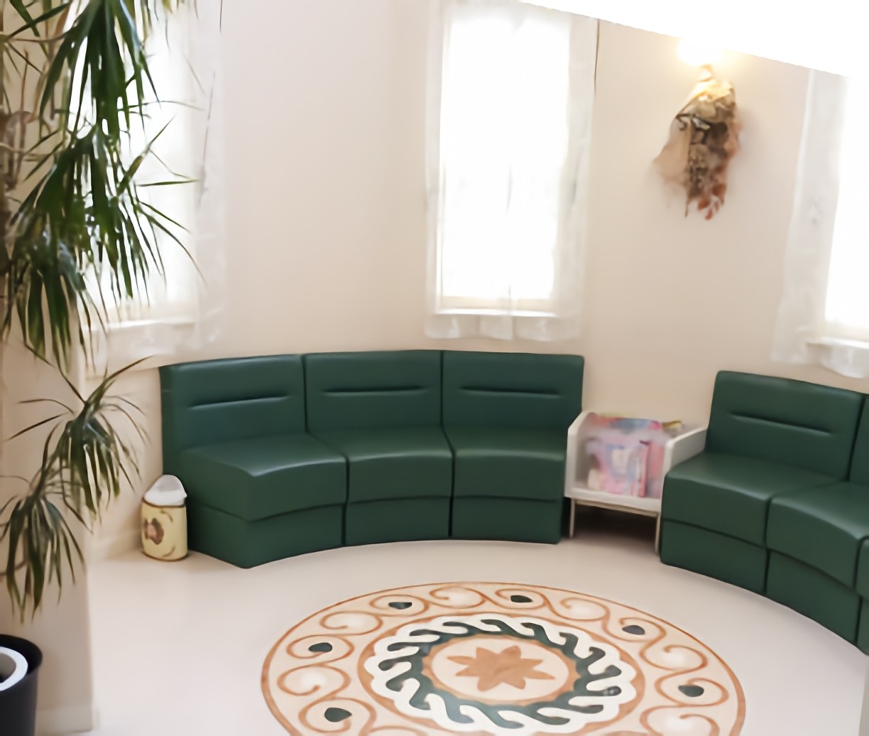 【日曜診療・WEB予約可】落ち着いた空間で幅広い診療に対応する、身近で相談しやすいかとう歯科