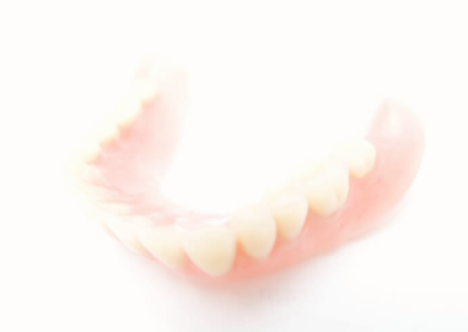 違和感なくお使いいただける入れ歯をお作りします