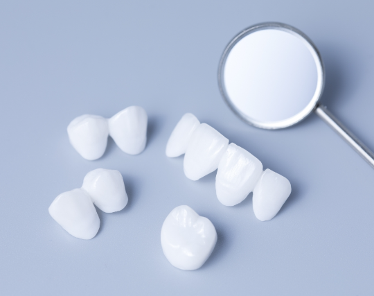 白い歯は笑顔を引き立てます