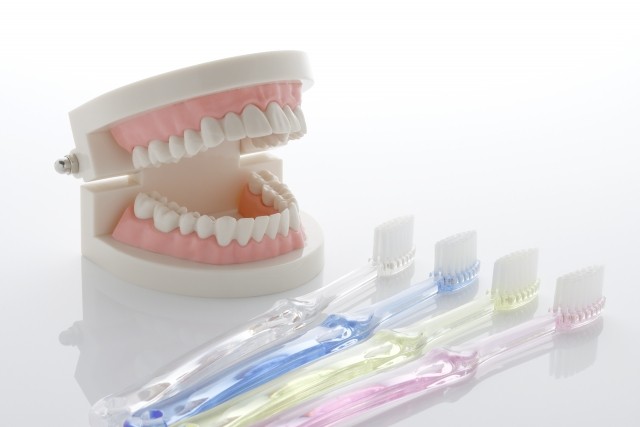 【長岡駅から徒歩8分】【平日17時30分まで診療】歯科診療全般と急患対応に取り組む萱中歯科医院