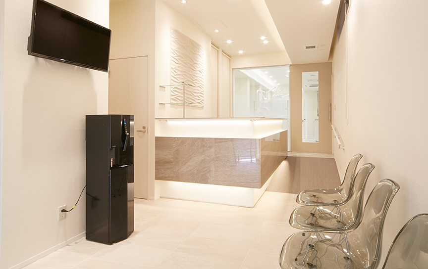 【矢向駅西口より徒歩1分】土日祝日も診療するながたファミリー歯科