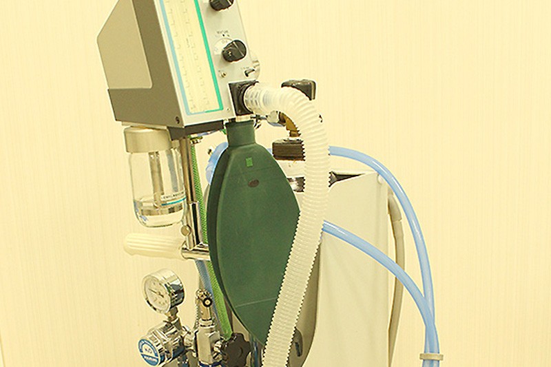 歯科治療に恐怖心がある方には笑気吸入鎮静器を活用します