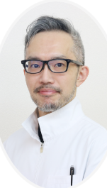 理事長の本間　俊美