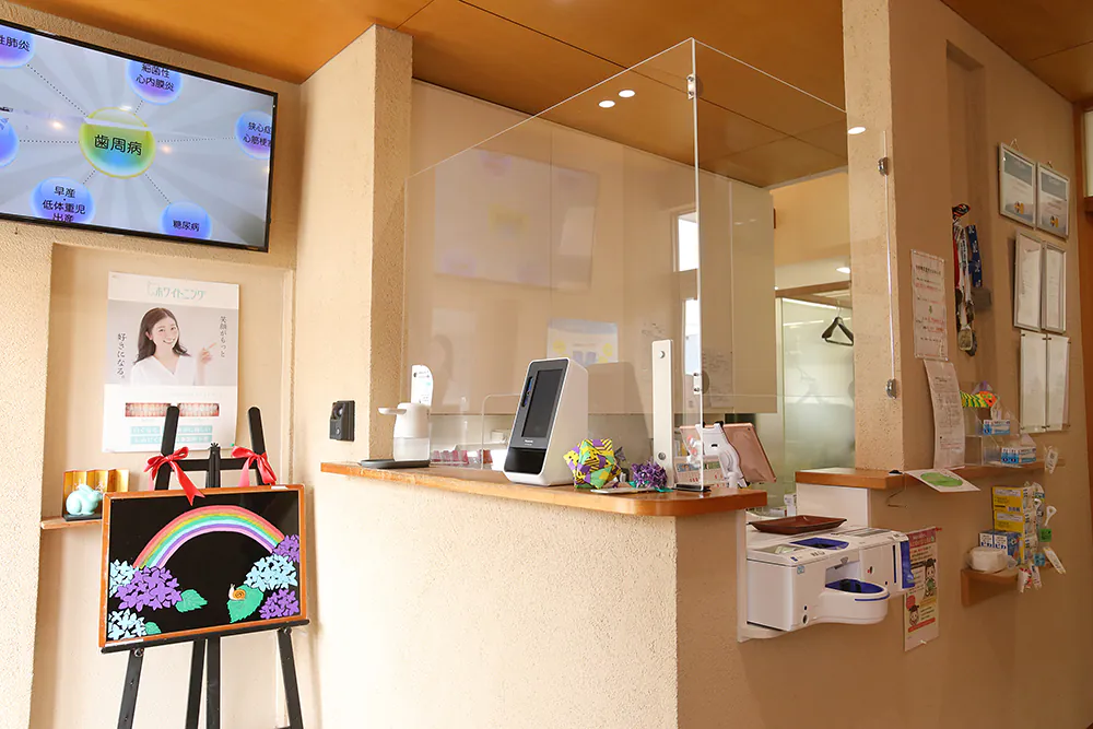 【東加古川駅徒歩14分】日本顎咬合学会認定医在籍し精密な根管治療と総合診療に対応する加古川くろだ歯科