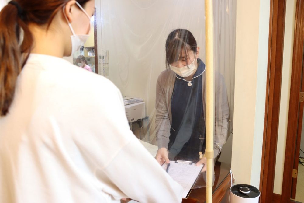 お子様から大人の方、通院が困難な方まで、幅広く対応しています