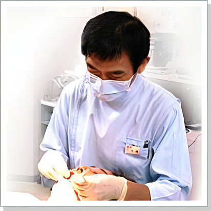 院長の大西 明人