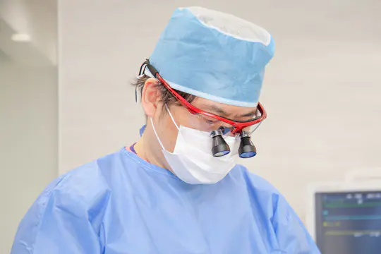 日本口腔インプラント学会専門医・指導医の資格を持つ院長