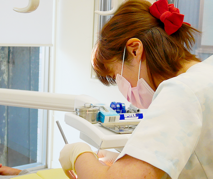 いつまでも健康な歯で食事を楽しむ