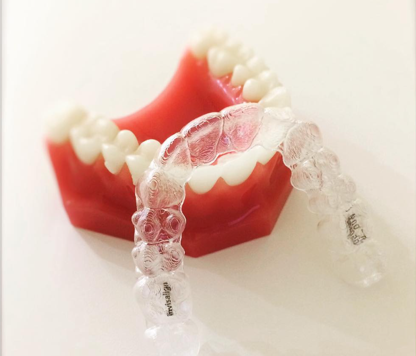 【水道橋駅 徒歩３分【東京歯科大学  医療連携協力医療機関  認定医院】歯列矯正専門のマウスピース型矯正を提供するアールエフ矯正歯科