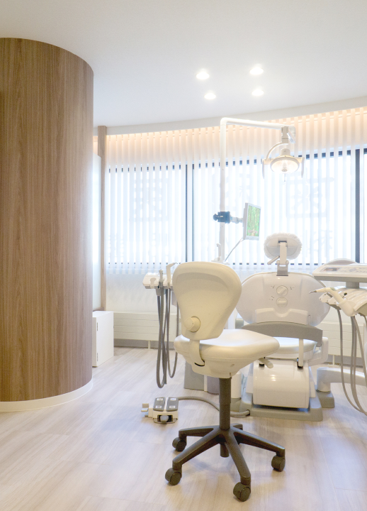 【学園前駅より徒歩5分】【駐車場完備】患者様の利便性と快適さを大切にする近藤歯科医院