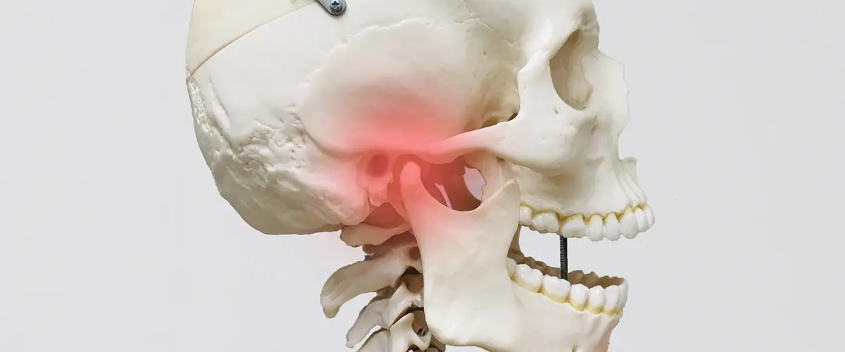 まず詳細な診査を行い、一人ひとりの症状や原因に応じた適切な治療を提案しています