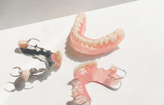 正確な型取りをします