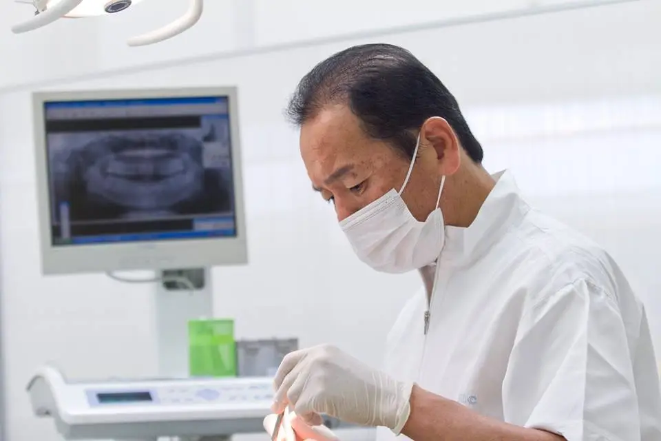 【平塚駅より車で12分】【21時まで診療】患者様の心配に寄り添うくすのき歯科クリニック