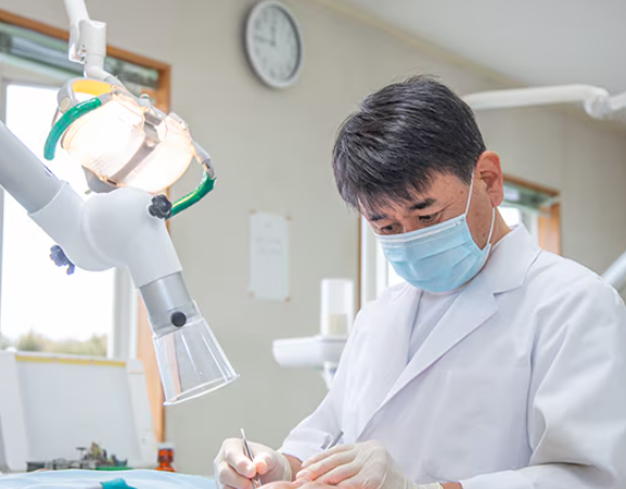 痛みが気になる方や、治療に対して不安を感じる方も安心して受けていただける治療法です。