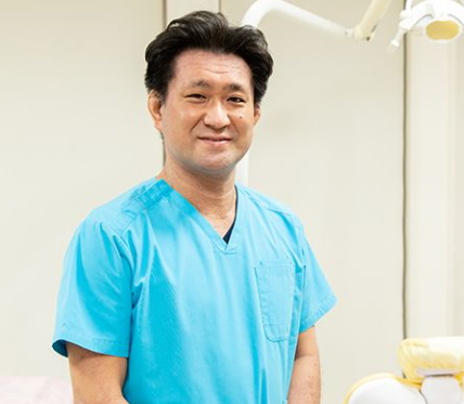 院長の中山 聖一朗