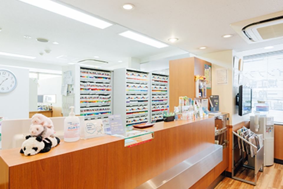 【御徒町駅から徒歩3分】【歯科医師臨床研修指導医在籍】予防歯科を重視して生涯の健康を支える中冨歯科