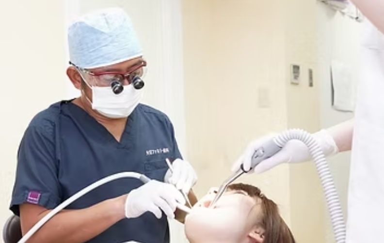 【矢切駅から徒歩1分】【口腔外科専門の経験を活かす】外科処置の高い専門性で健康を支える矢切ファミリー歯科