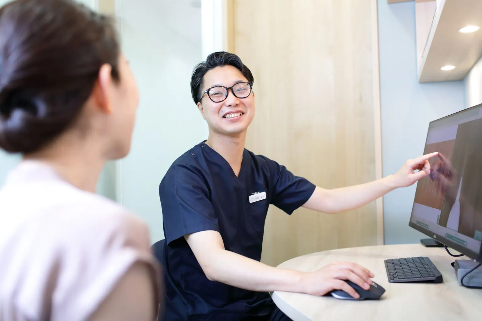 歯周病専門医が在籍しており、豊富な知識と経験に基づく治療が提供されています