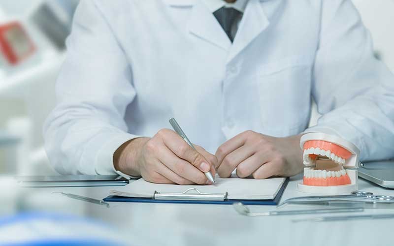 日本矯正歯科学会認定医に​よる矯正治療