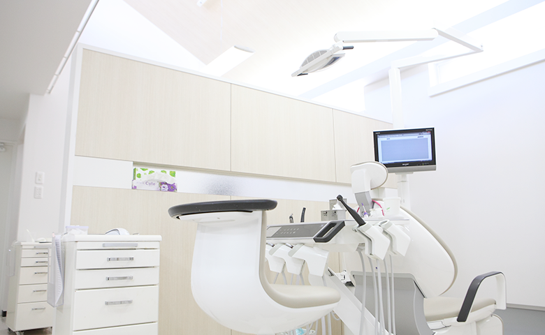 【舞阪駅 徒歩２分】クオリティの高い治療で歯の根本治療が目指せるフル歯科医院