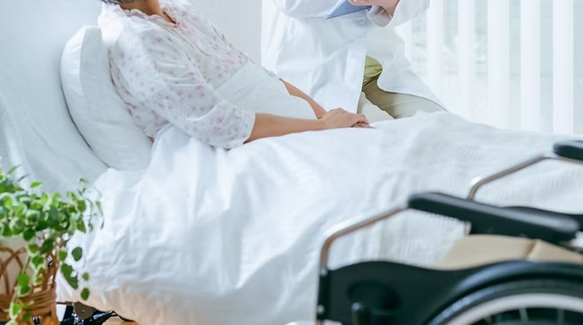 ご自宅や施設で治療を行います