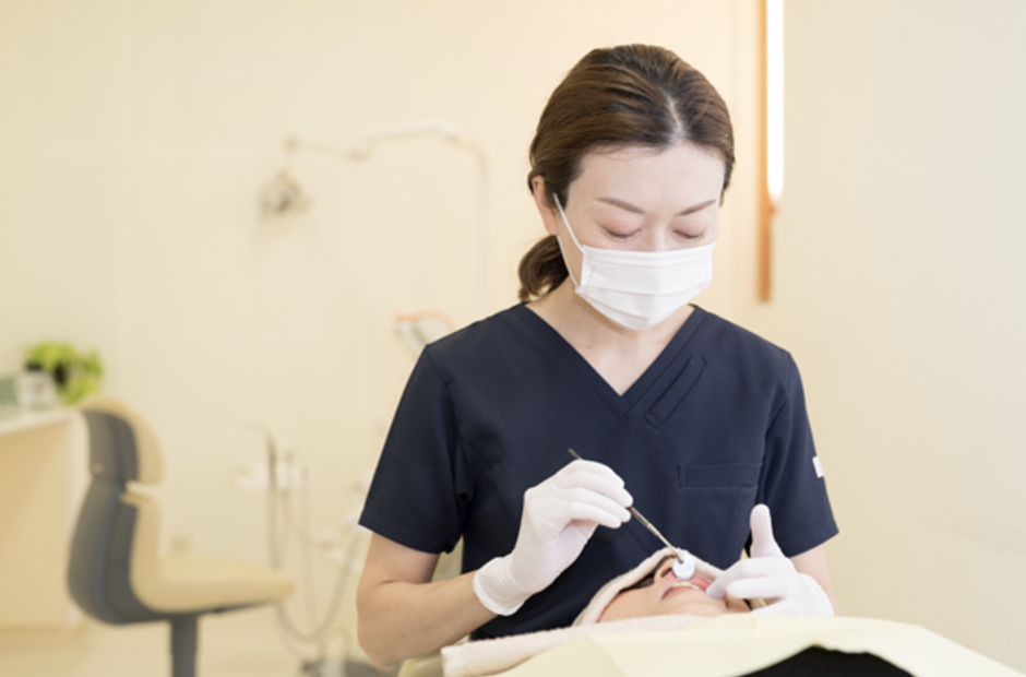 ホワイトニングと予防歯科では、それぞれの目的に応じたケアを提供しています