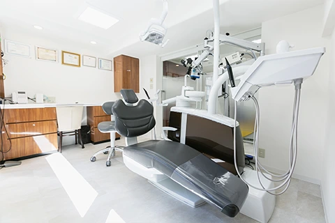 【長堀橋駅 徒歩3分】噛み合わせとインプラントの専門医が在籍するおのだ歯科医院