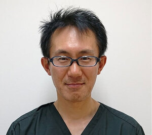 【院長】　品川 泰弘