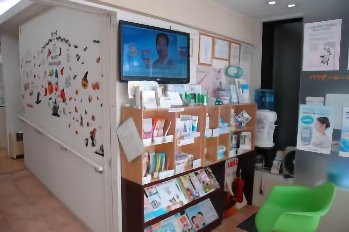 ①診療室②待合室③各種減菌器