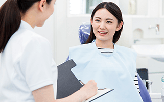 鏡の中の自分に、もう一度笑いかける