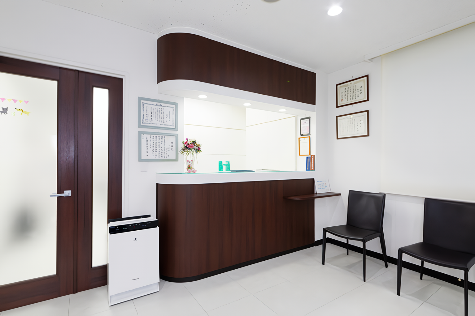 【浦安駅 南口 徒歩15分】痛みに配慮したやさしい歯科治療を提供するスズキ歯科