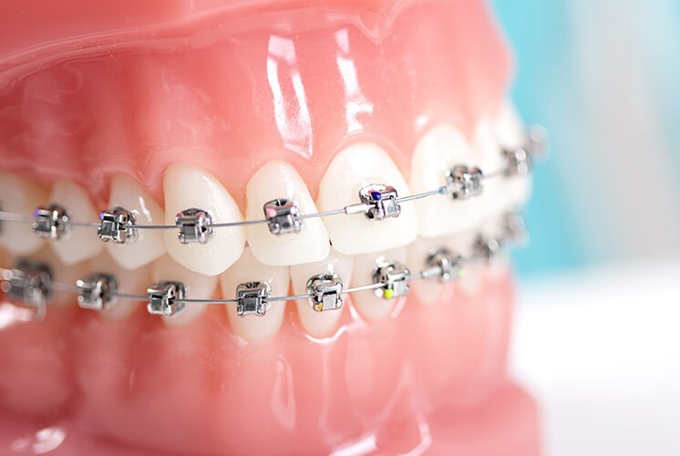 小児から成人までさまざまな症例に対応しています