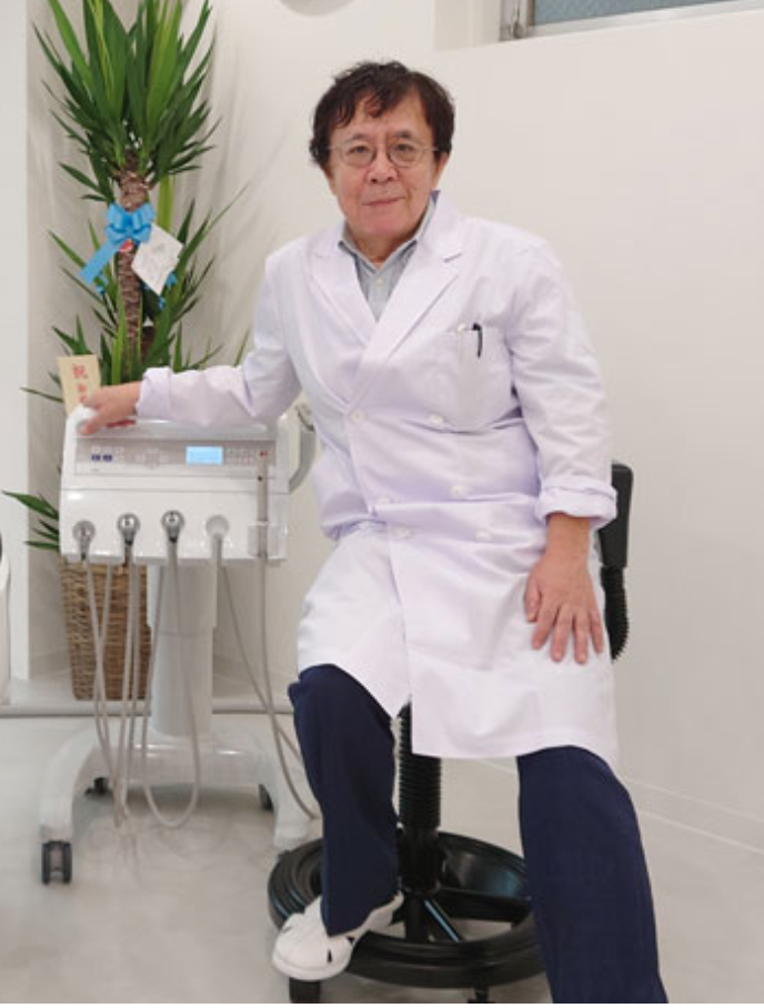 院長の八川昌人