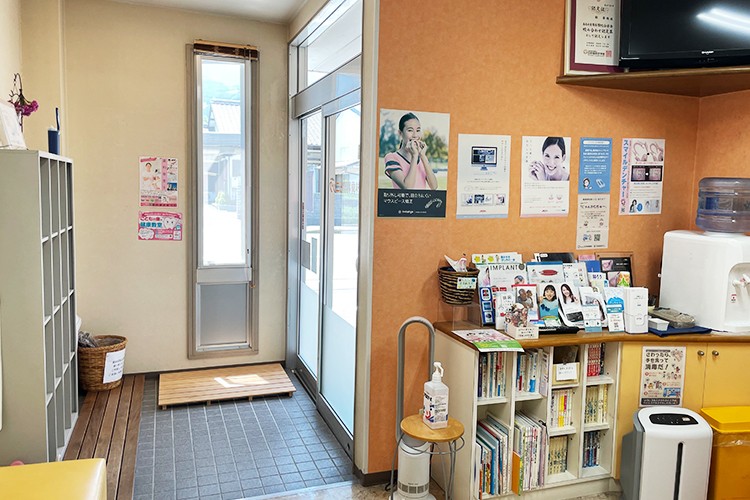 【駐車場完備・土曜診療】幅広い選択肢と安心の配慮を大切にする林歯科クリニック