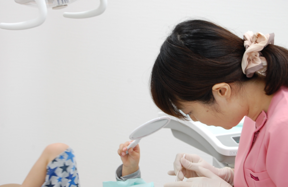 マイナス1歳からの検診とシーラントで乳歯から永久歯までを守る