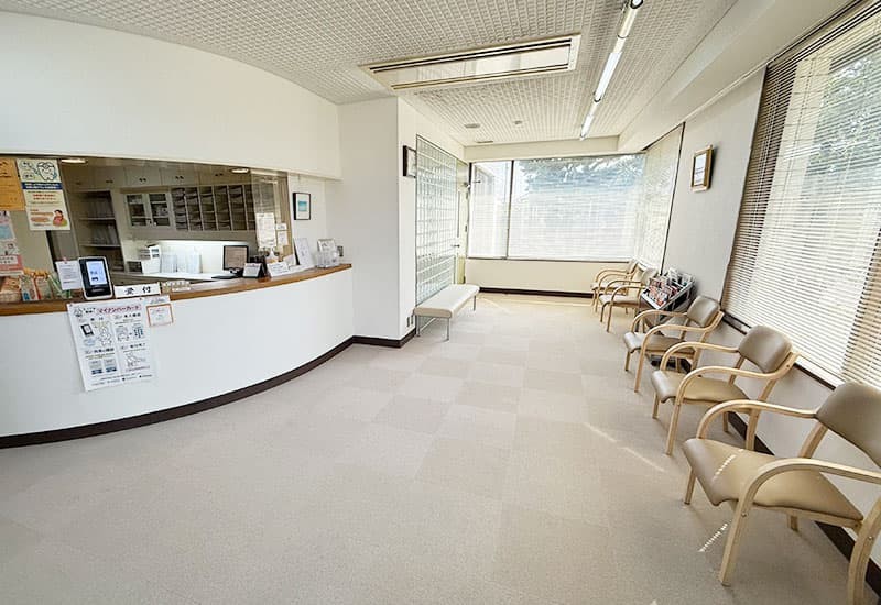 ①外観②待合室③カウンセリングルーム