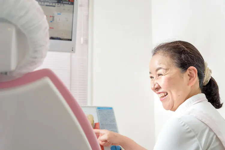 【与野本町駅徒歩3分】痛みの少ない治療を提供する本町歯科医院