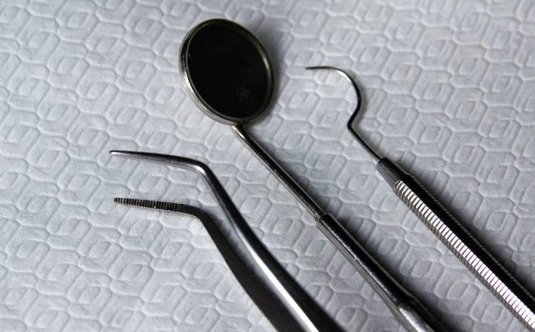 金属アレルギーの不安を解消