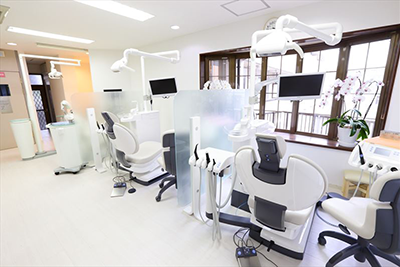 拝島駅徒歩10分、平日19時まで診療のふるかわ歯科クリニック