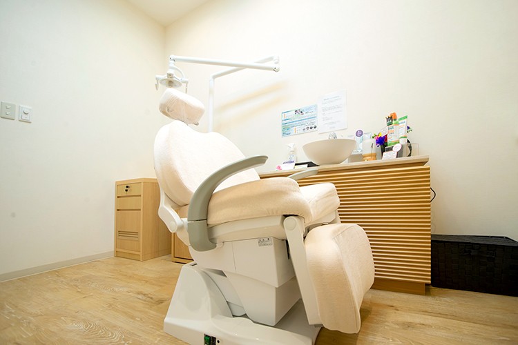 メンテナンス用チェア