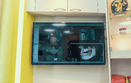 【入谷駅1番出口より徒歩5分】【インプラント実績30年】様々な技術の導入で患者様に喜びと感動を提供する「柴野歯科医院」