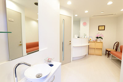 拝島駅徒歩10分、平日19時まで診療のふるかわ歯科クリニック