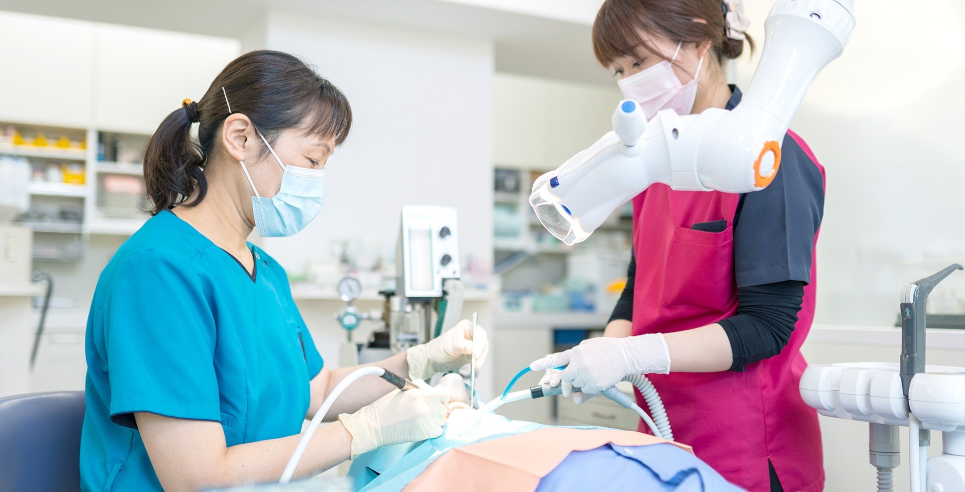 定期的なメンテナンスで、家族みんなのお口の健康を守る