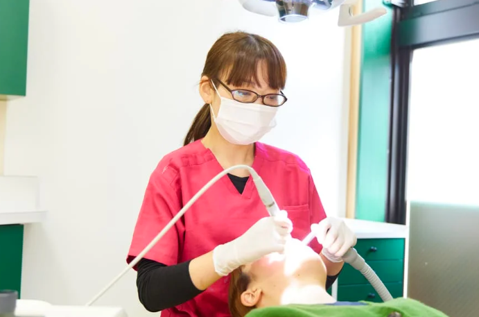 虫歯や歯周病を未然に防ぎ、患者様の貴重な歯を長持ちさせることができます