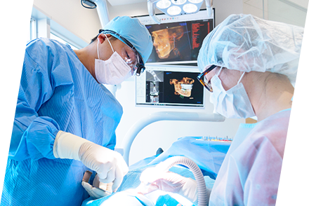 高度な技術と設備で行う精密なインプラント治療