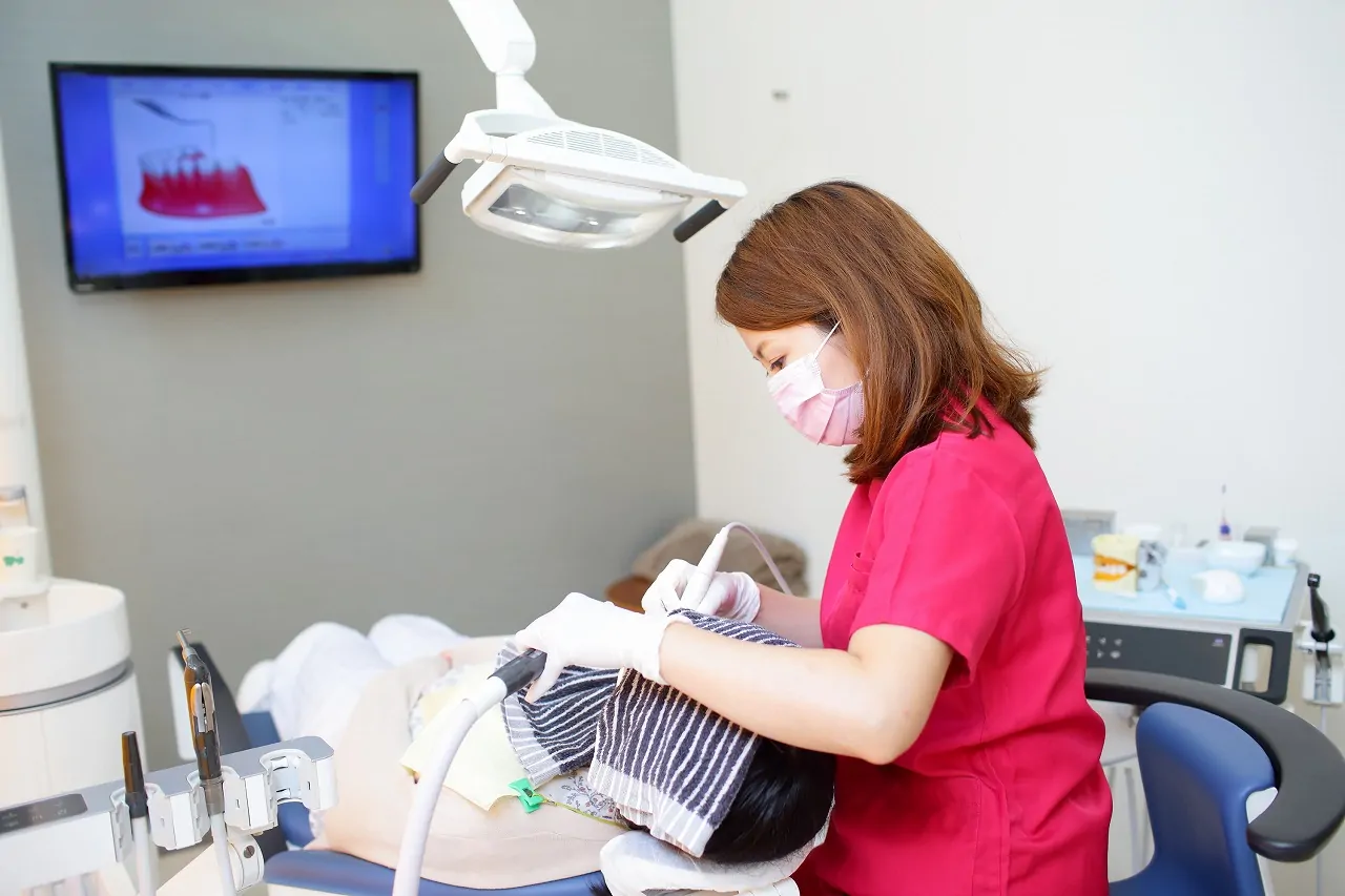 むし歯や歯周病を予防し、患者様の口腔内環境を健やかに保つための予防歯科を提供しています