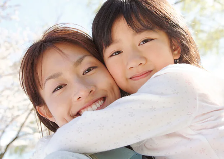 お子様と一緒になって健康的で丈夫な歯を育てていきましょう