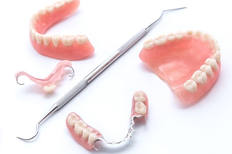 入れ歯に関する相談にも対応しています